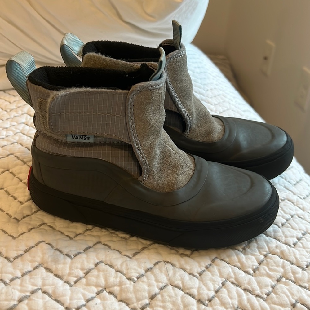 Vans MTE waterproof boots